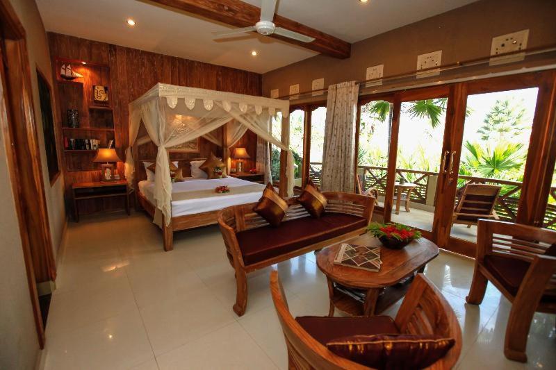 Puri Dajuma Beach Eco-Resort & Spa Pulukan Phòng bức ảnh